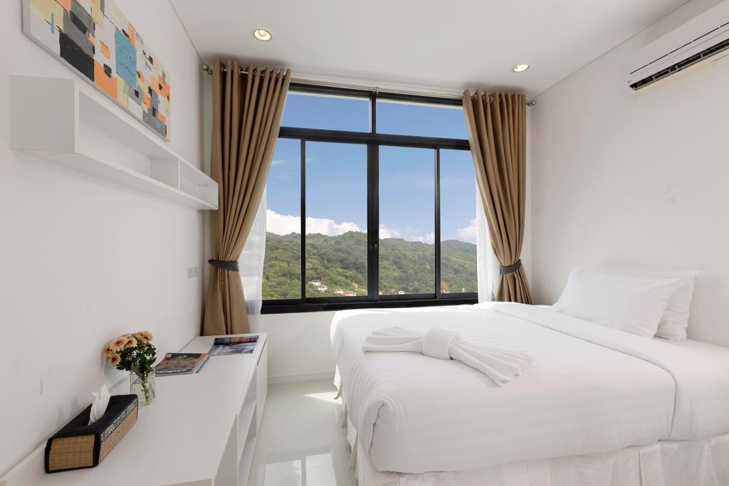 Kamala Regent Phuket Condotel חדר תמונה