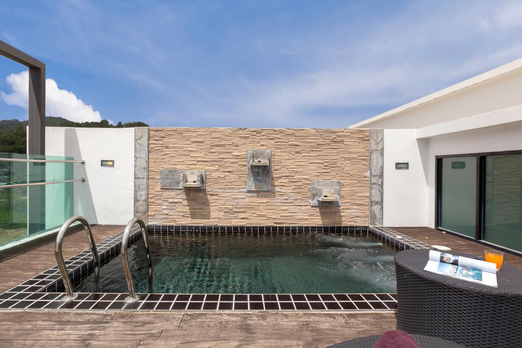 Kamala Regent Phuket Condotel חדר תמונה